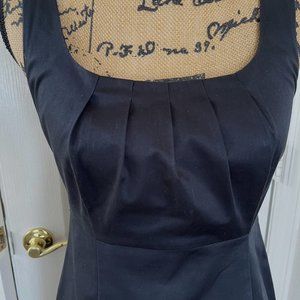 Banana Republic Elegant cocktail Blk Sheath dress with soft pleated bustline S4